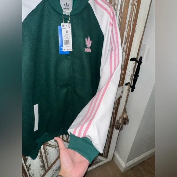 NWT Adidas Originals VRCT Jacket (Oversized) Sold Out Online - Picture 13 of 16